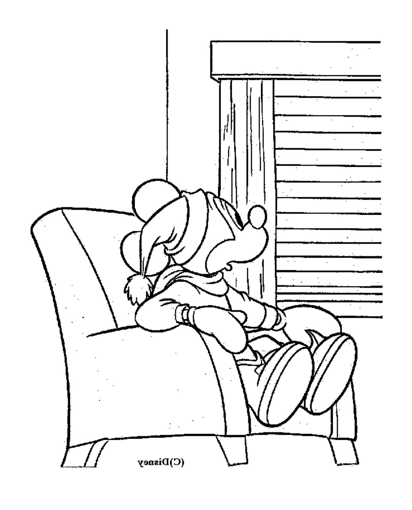 coloriage Mickey assis dans un fauteuil surpris