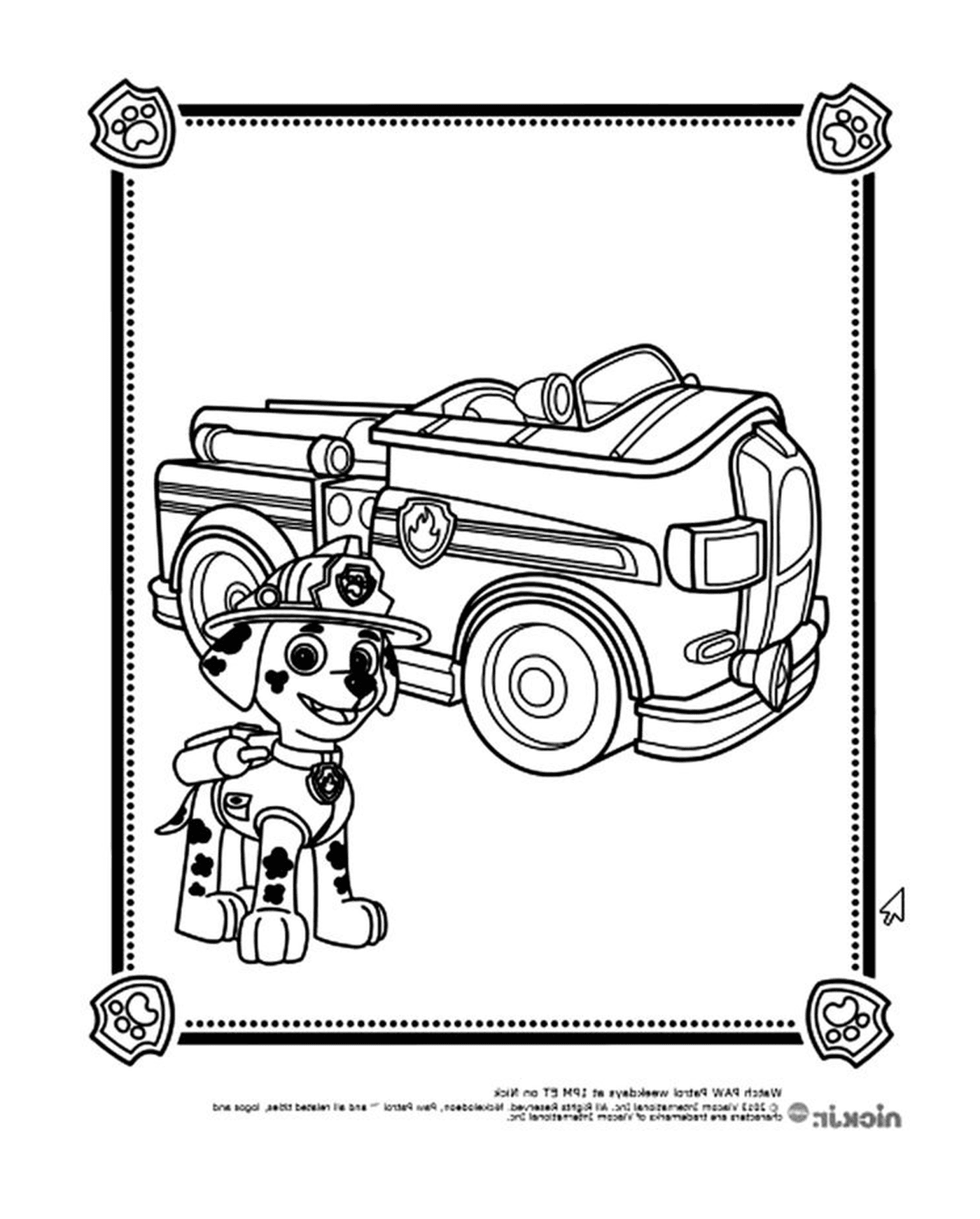 chien pompier devant son camion pat patrouille