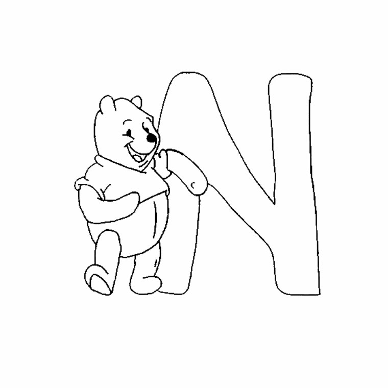   Winnie l'ourson tenant la lettre N 