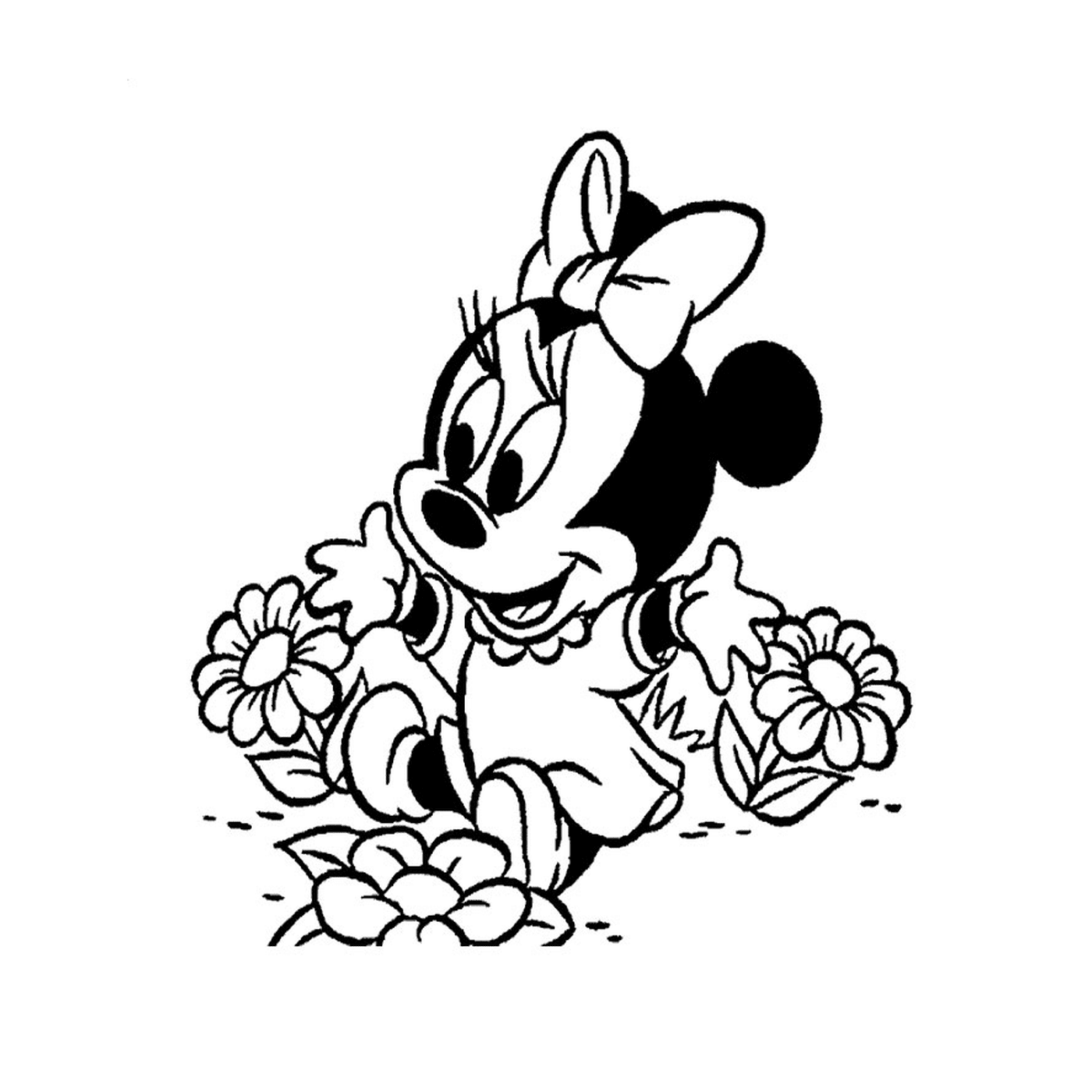  Minnie Mouse bébé assise sur des fleurs 