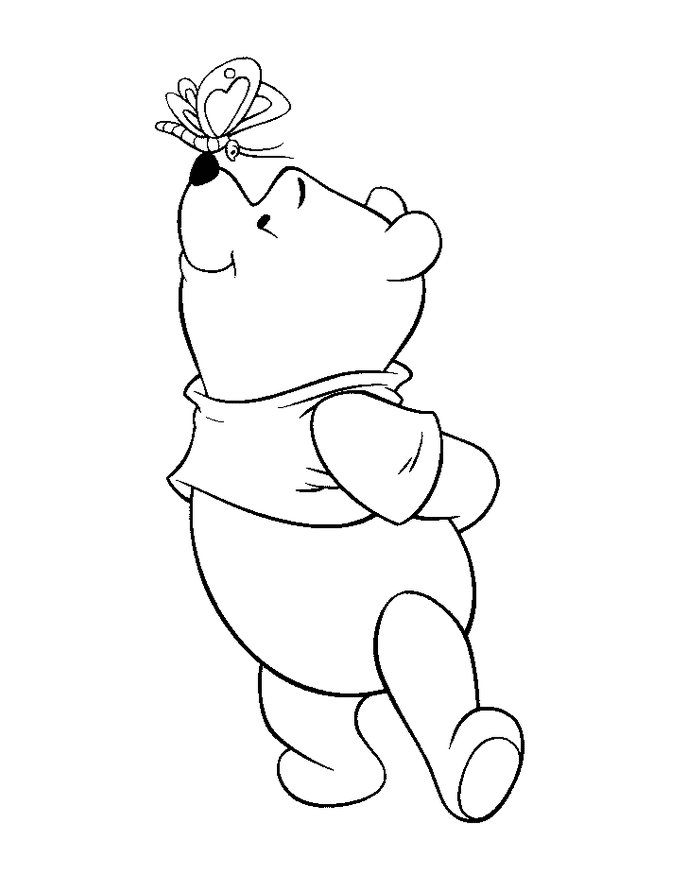   Winnie le Pooh avec papillon 
