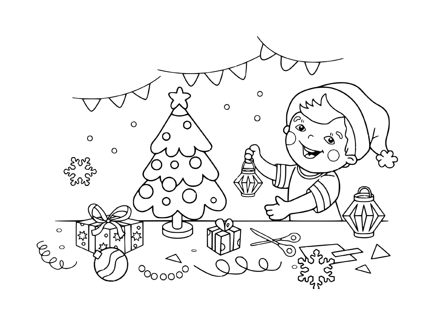   Enfant décore un sapin de Noël avec une bougie 