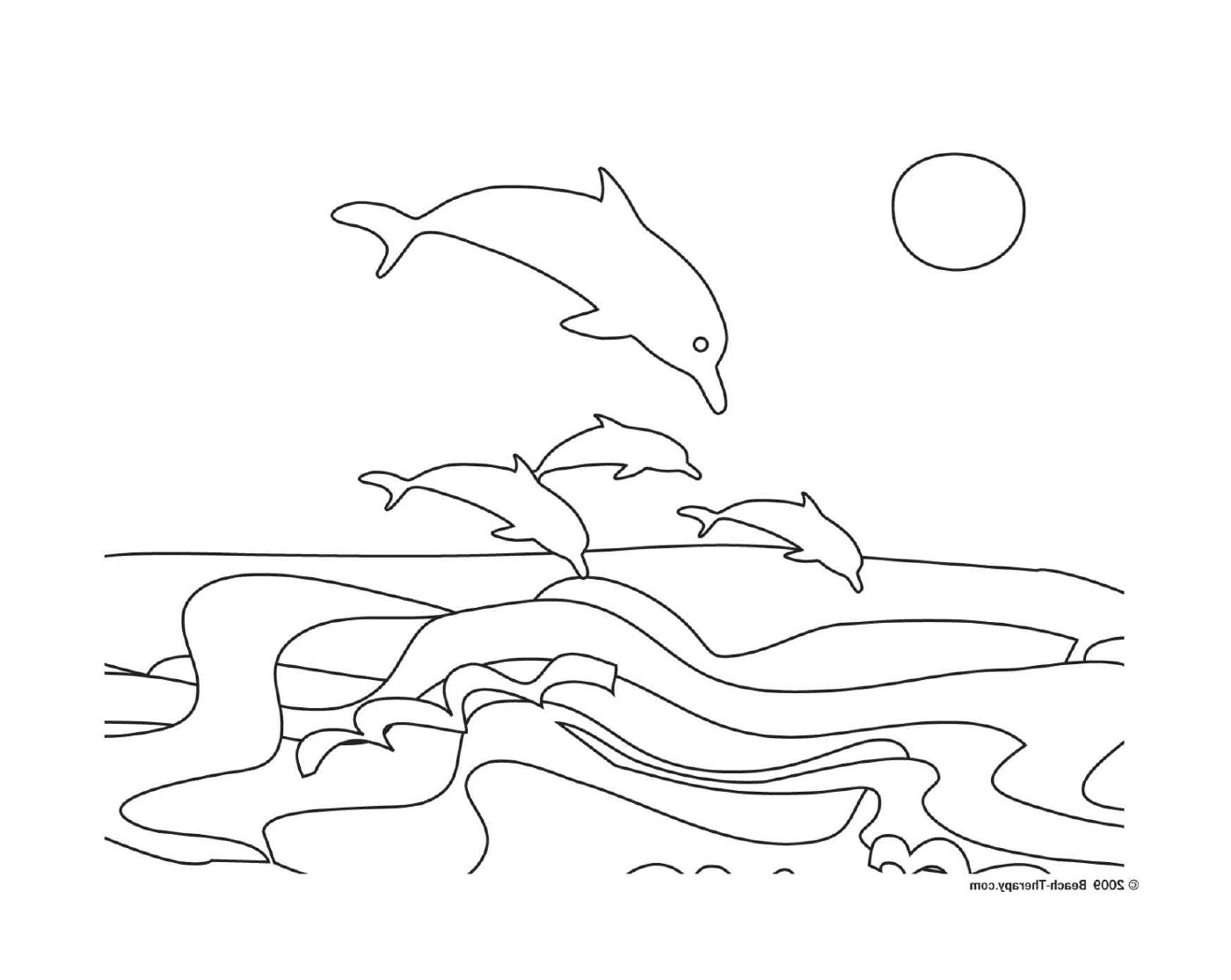   Groupe de dauphins sautant hors de l'eau 