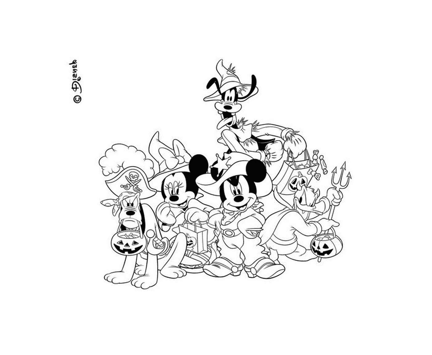   Mickey, Minnie, Dingo et Donald déguisés 