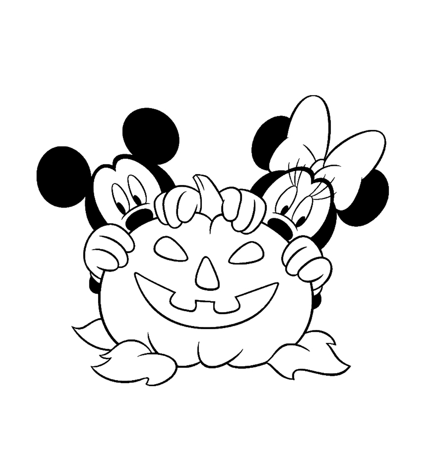   Mickey et Minnie cachés derrière une citrouille 