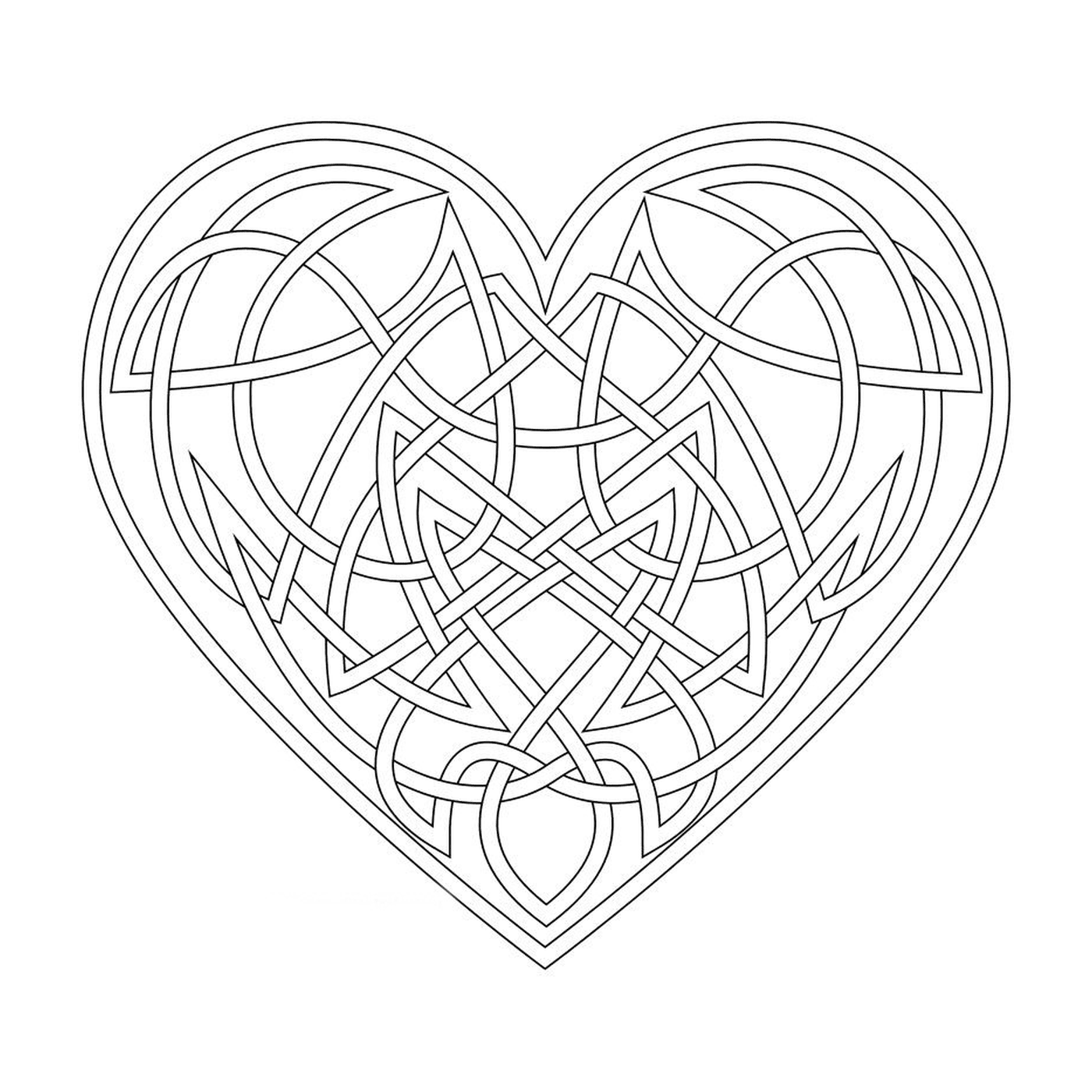   Cœur complexe avec des dessins floraux 
