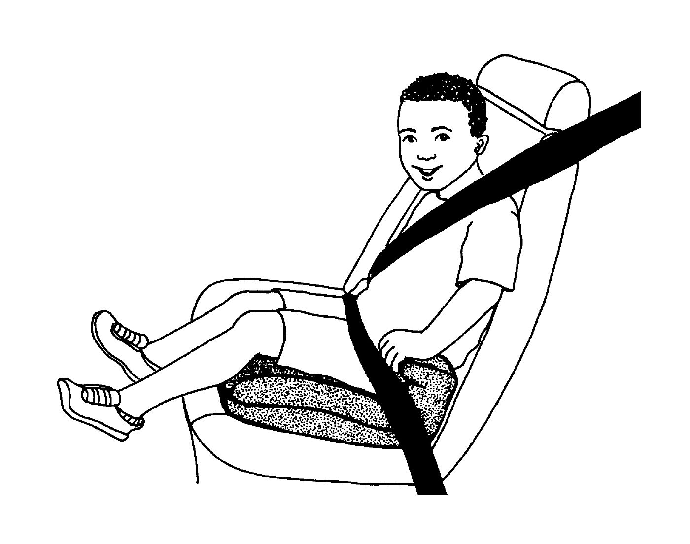   Un enfant est assis dans un siège auto 