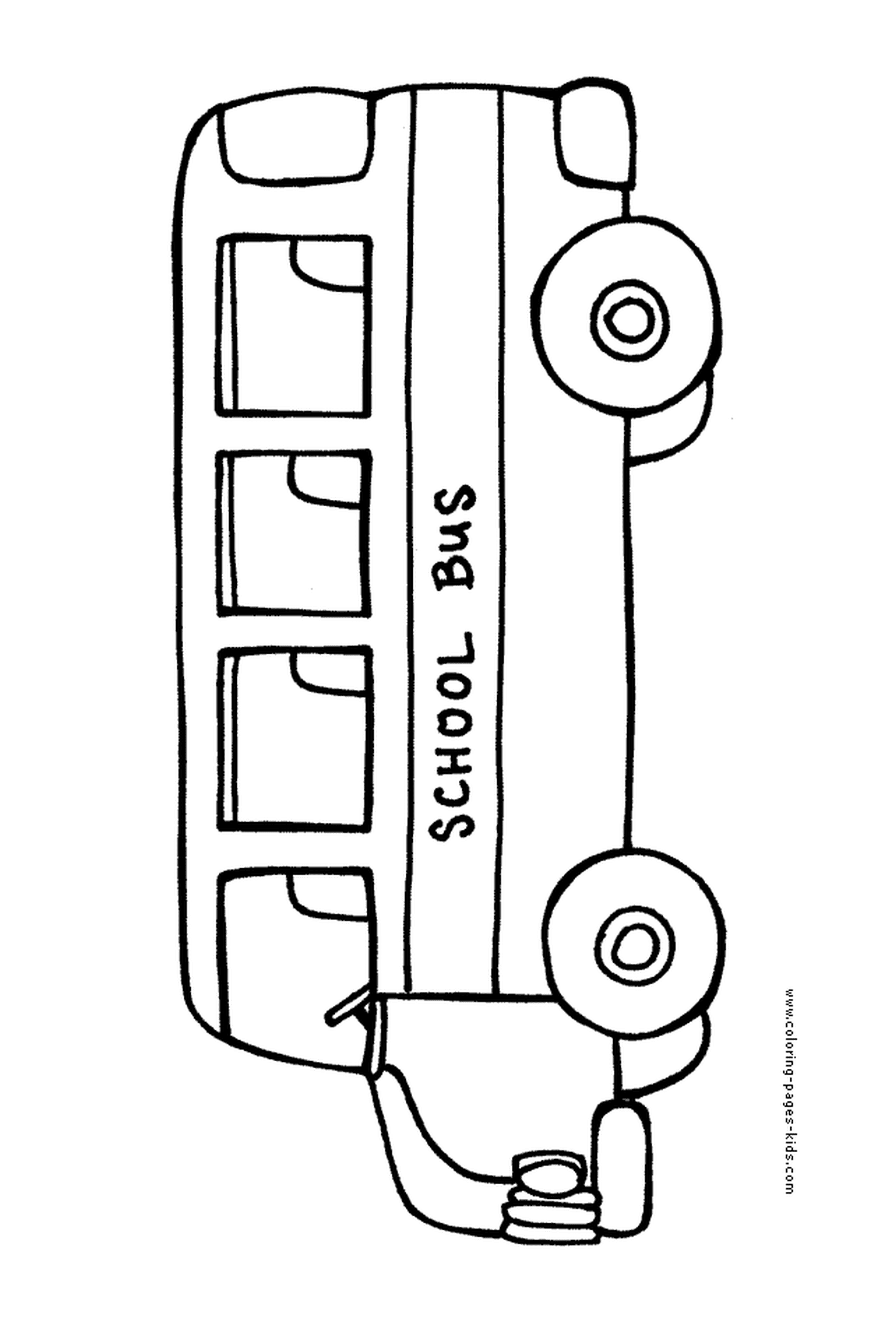   Un bus scolaire se déplace lentement 