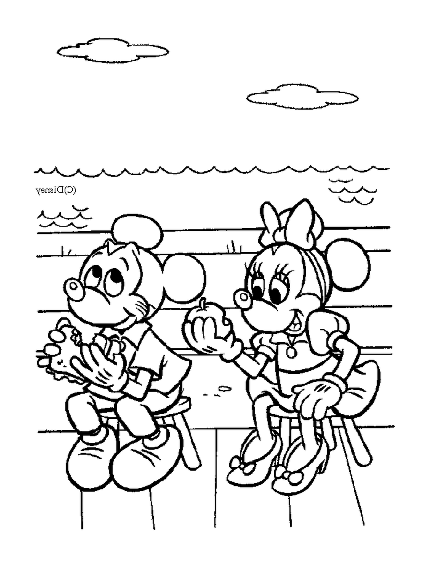   Mickey et Minnie mangent : assis sur un banc 
