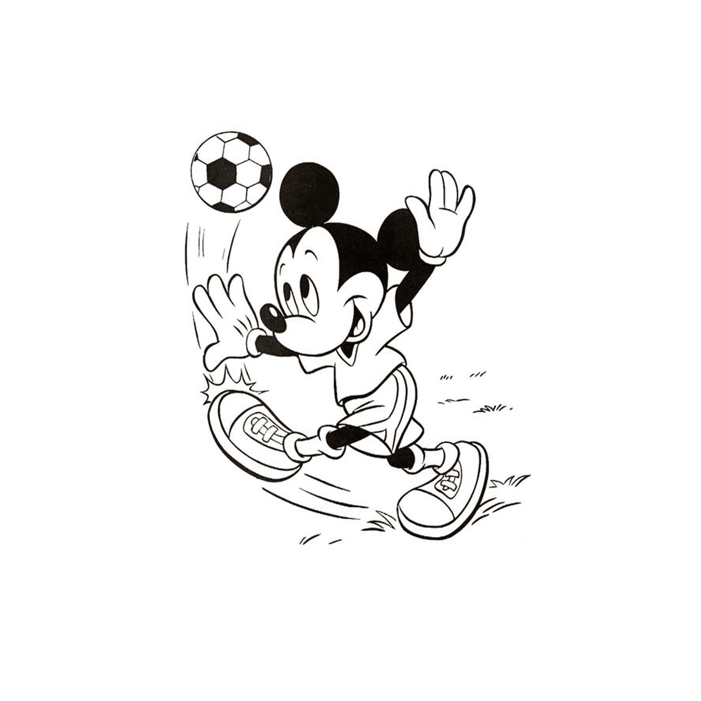   Mickey joue au football 